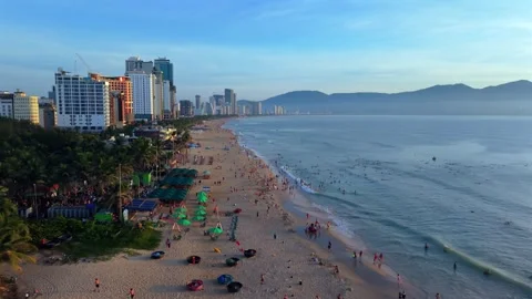 Backward Drone Flight Along My Khe Beach in Da Nang, Vietnam 库存影片 340536404