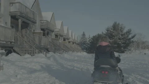 Backyard fun in snowy Canada Video stock 170277741