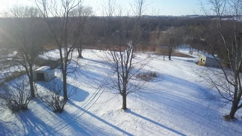Backyard Wisconsin Winter Landscape 動画素材 87046724