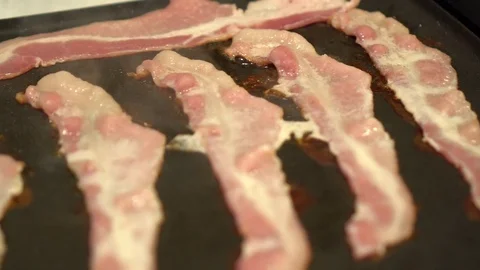Bacon Cooking On Griddle Видео 84800463