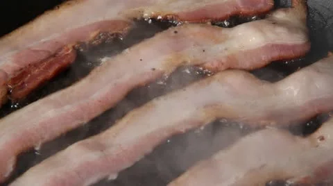 Bacon frying Stock Footage 21528263
