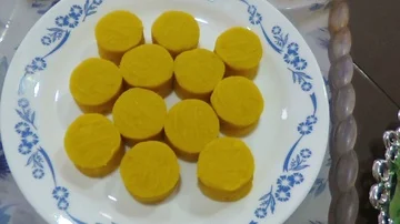 Badam ki Ashrafi Stock Footage 86004591