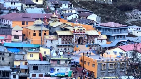 Badrinath temple Stock Footage 100143417