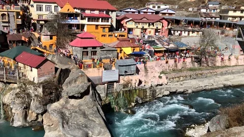 Badrinath temple Stock Footage 100183034