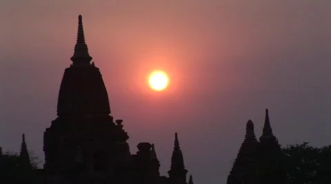 Bagan sunset over pagodas Stock Footage 475371