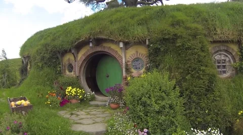 Bagend Hobbit hole 6 Vídeos de archivo 48125677