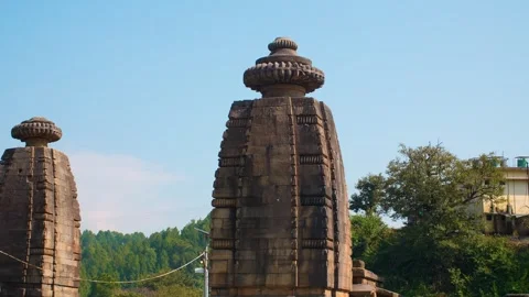 Baijnath Temple complex is located in the eastern part of the Baijnath Uttar Vídeo Stock 291057331