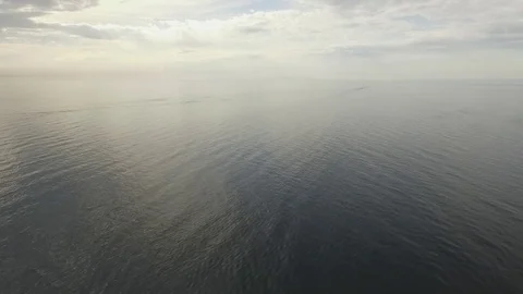 Baikal water - going down Vídeos de archivo 80553478