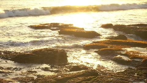 Bail beach with waves in the afternoon Video stock 256015684