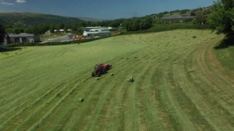 Bailing Hay 2 動画素材 131670149