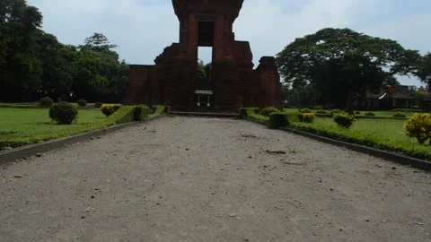Bajangratu Temple Video stock 228898690