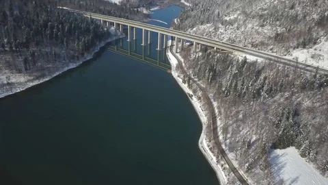 Bajer Lake in winter time Video stock 101582736