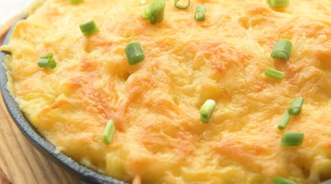 Baked cheesy pasta on the wooden background Video stock 67249341
