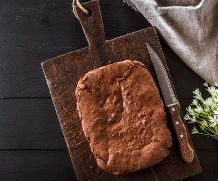 Baked rectangular chocolate brownie pie Foto stock