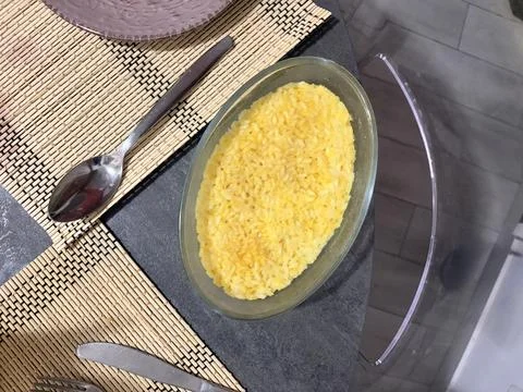 Baked Rice Casserole on a Dining Table Stock-Fotos