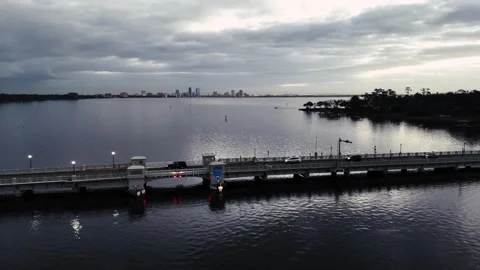 Baker drawbridge sunrise flyover Vídeo Stock 254830422
