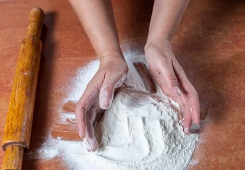 Baker prepared flour for baking Foto stock