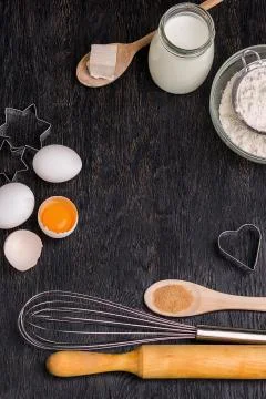 Baking background with eggshell 스톡 사진