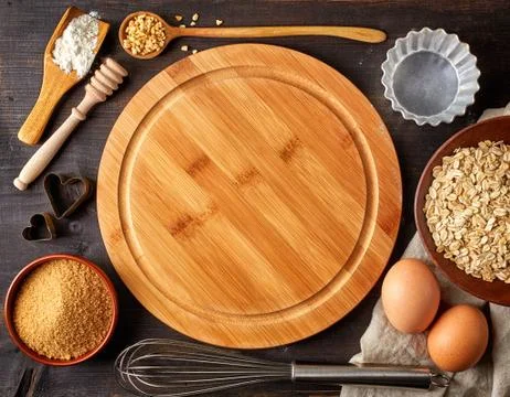 Baking background with flour, eggs and tools Foto stock