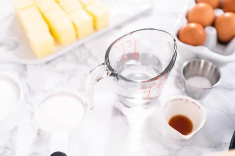 Baking a cake Foto stock