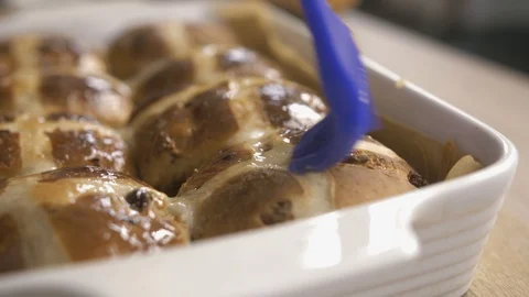 Baking Hot-cross-buns Video stock 129775024
