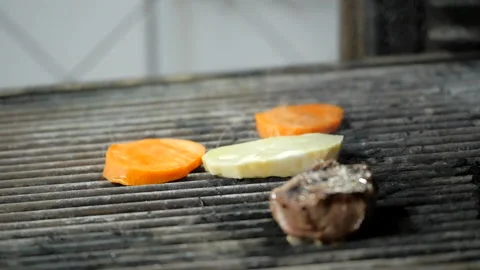 Baking Meat with Vegetables in the Grill Video stock 131638119