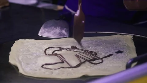 Baking pancakes with chocolate in Thailand 스톡 동영상 110732354