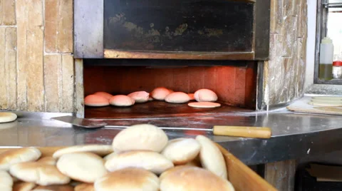 Baking pita Stock-Footage 33476152