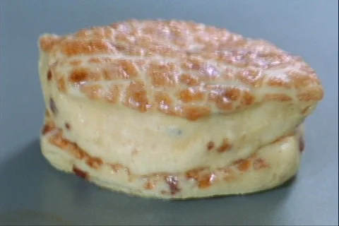 Baking Timelapse sweet rolls Video stock 121298291