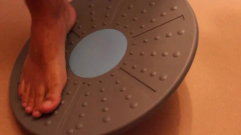 Balance board 動画素材 8022381