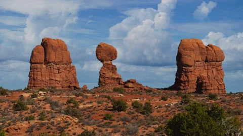 Balanced Rock formation in Arches National Park, Utah. Time lapse video loop of Stock Footage 346422045