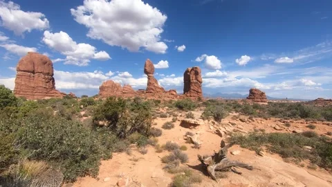 Balanced Rock Time-Lapse Arches National Park Desert Video stock 154116912