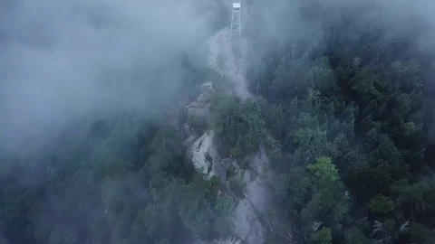 Bald Mt Tower Above the Clouds Looking Down Видео 107178851