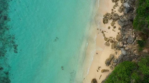 Bali - Bukit peninsula. Aerial footage of a white sand beach 库存影片 110860153