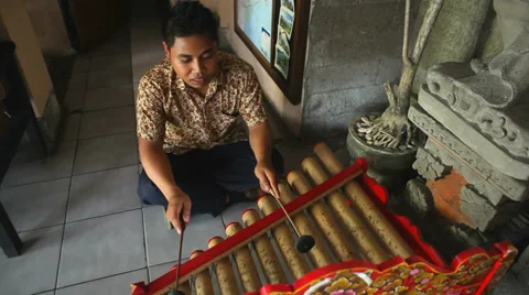Bali busker. Editorial Stock Footage 34918127