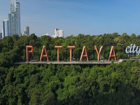 Bali Hai pier and the core of the Pattaya city, Chonburi, Thailand Stock-Footage 77326111