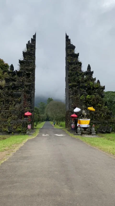 Bali handara gate Stock-Footage 219311481