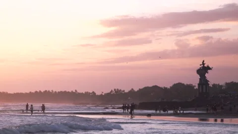 Bali: Seminyak beach sunset Video stock 155449536