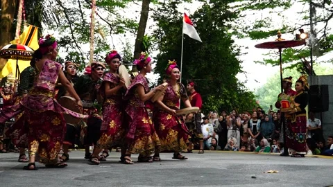 Balinese Dance 01 Video stock 323976704