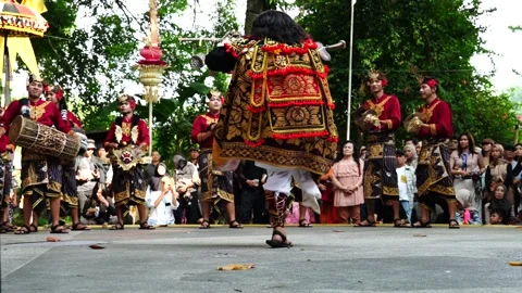 Balinese Dance 04 Video stock 323976692