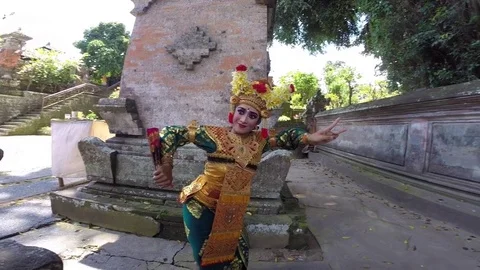 Balinese dancer Stock Footage 84131517