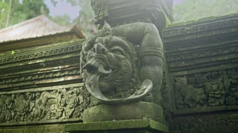 Balinese Guardian Statue Vidéo 338404791