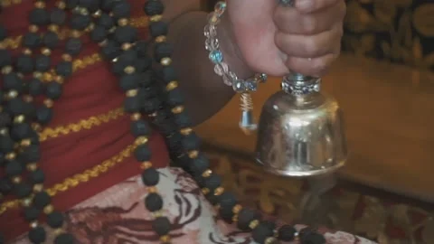 Balinese Priest's bell_2 库存影片 135805514