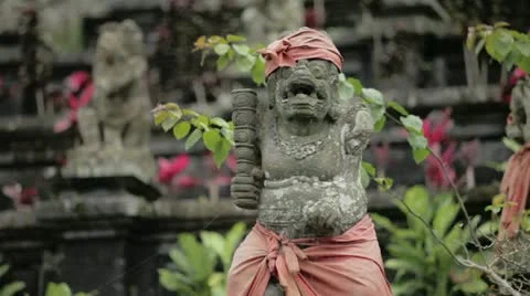Balinese statue Stock Footage 10956425