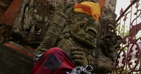 Balinese statue Stock Footage 288359614