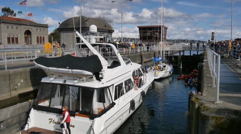 Ballard Locks rising Stock Footage 39121145