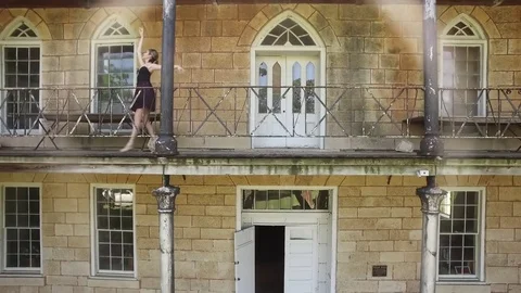 Ballerina performace- aerial Vídeos de archivo 71127853