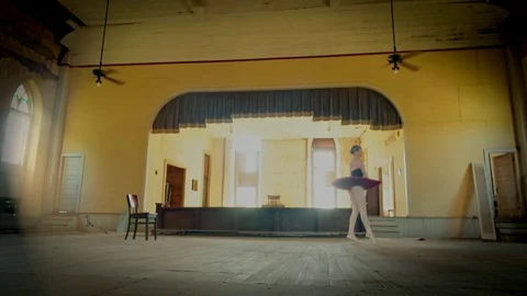 Ballerina performace 库存影片 70635254