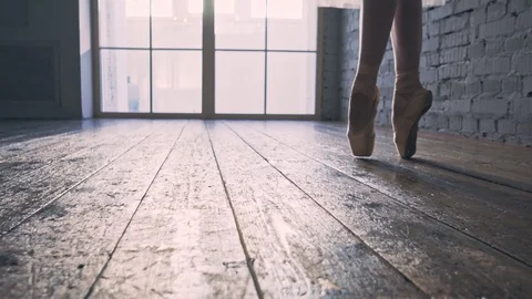 Ballerina on the pointe. Close up 스톡 동영상 114082802