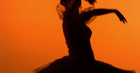 Ballet dance in front of an orange background Vídeo Stock 55567494